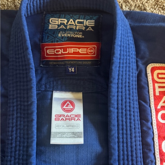 Gently used Gracie Barra Gi size Y4 - Picture 3 of 7